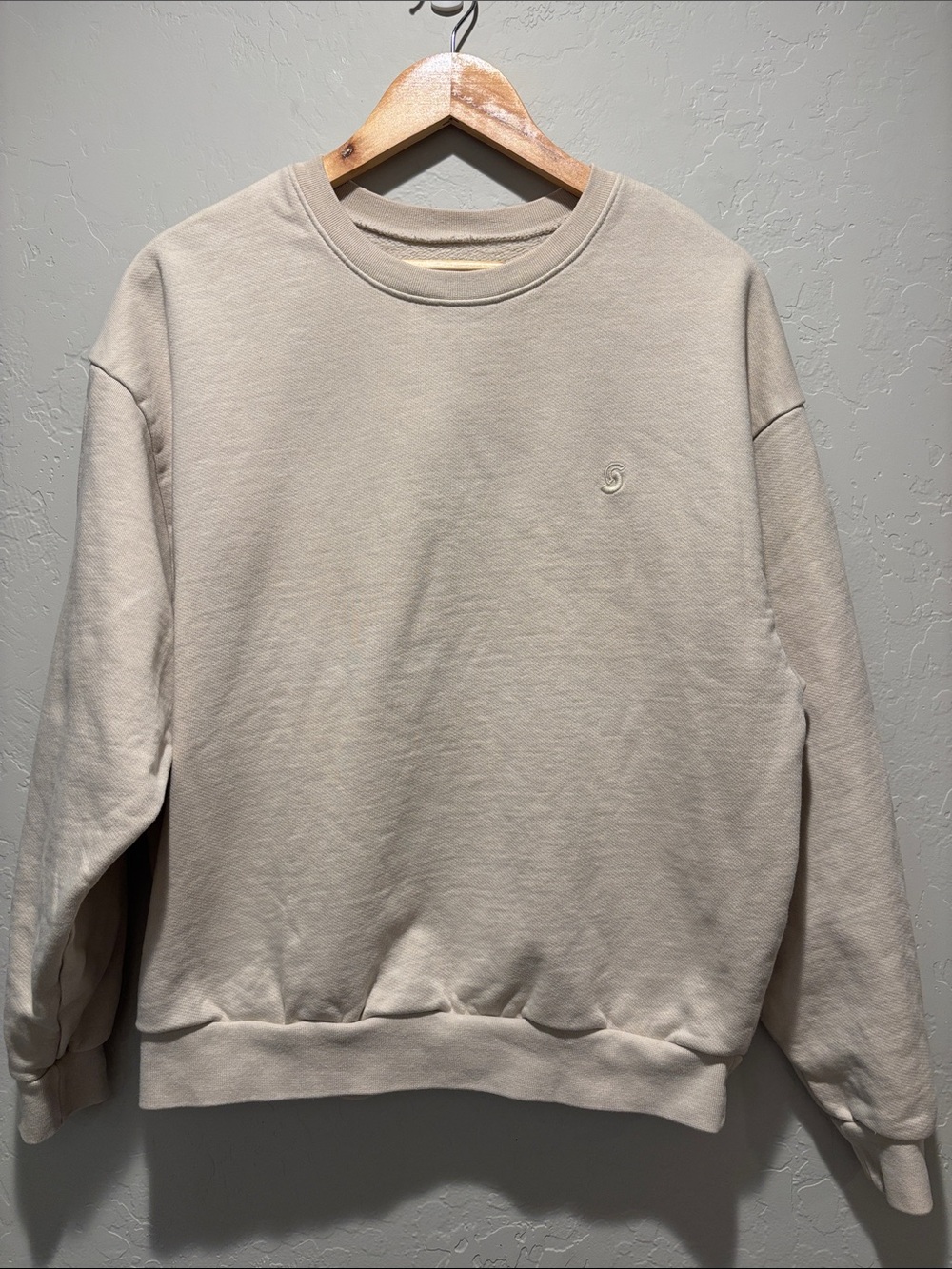 Urban Outfitters Standard Cloth Unisex Neutral Cream Crewneck Sweatshirt